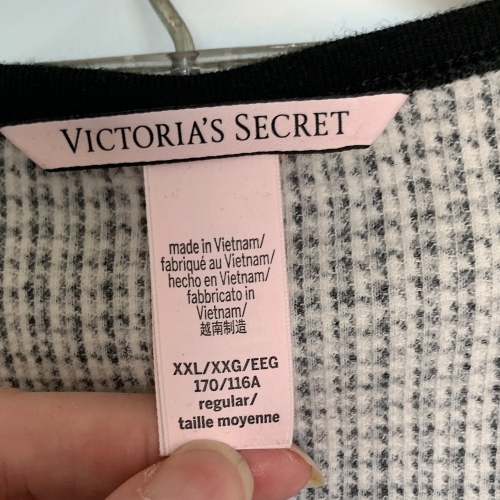 Victoria's Secret Black & White Houndstooth Pajama Top bottom Red Heart Print - Picture 3 of 11